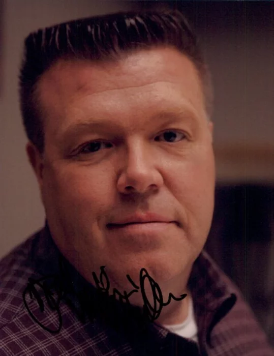 Joel McKinnon Miller autograph