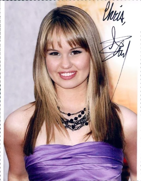 Debby Ryan autograph