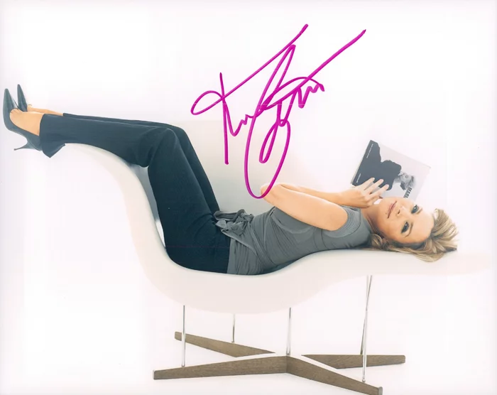 Kim Cattrall autograph