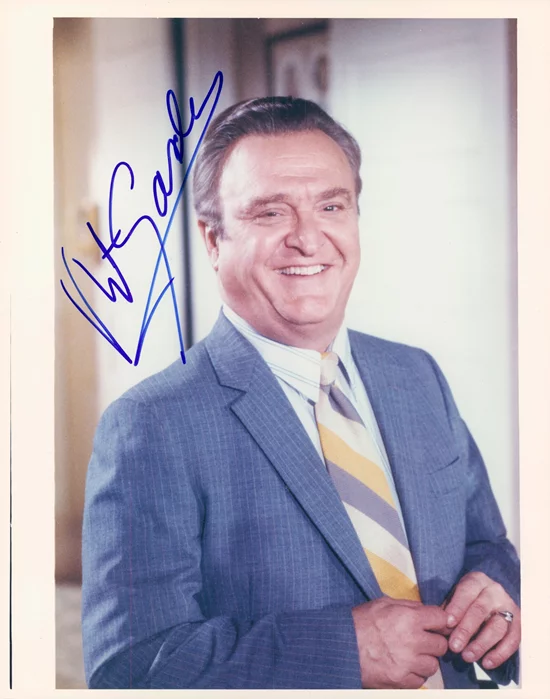 Vincent Gardenia autograph