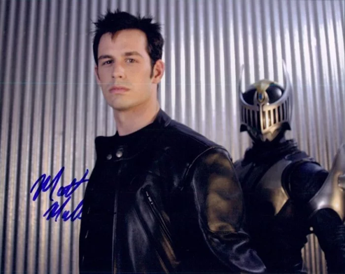  Matt  Mullins autograph