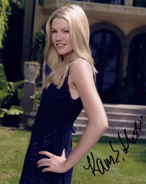 Kam Heskin autograph