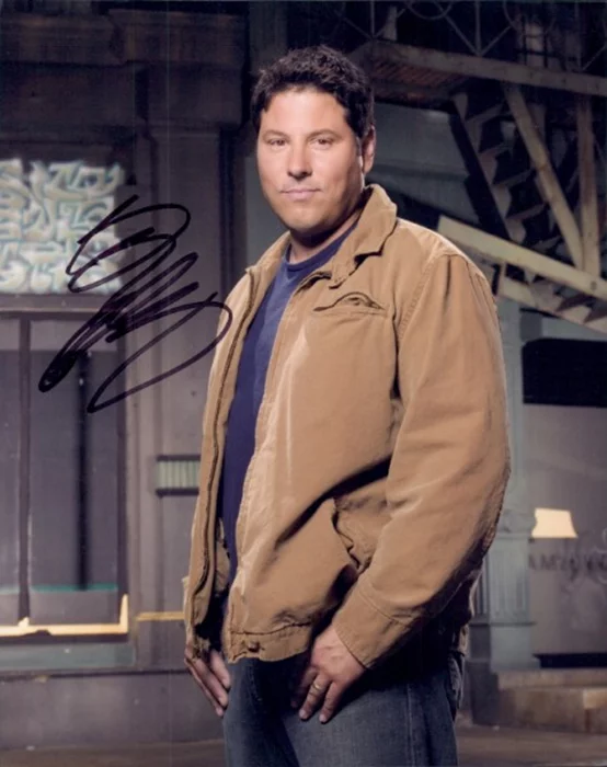 Greg Grunberg autograph