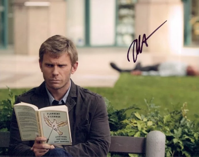 Mark Pellegrino autograph