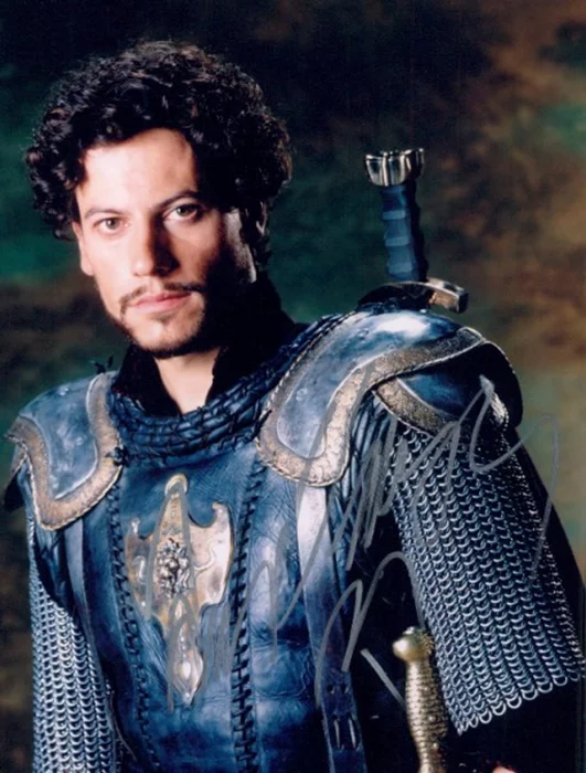 Ioan Gruffudd autograph