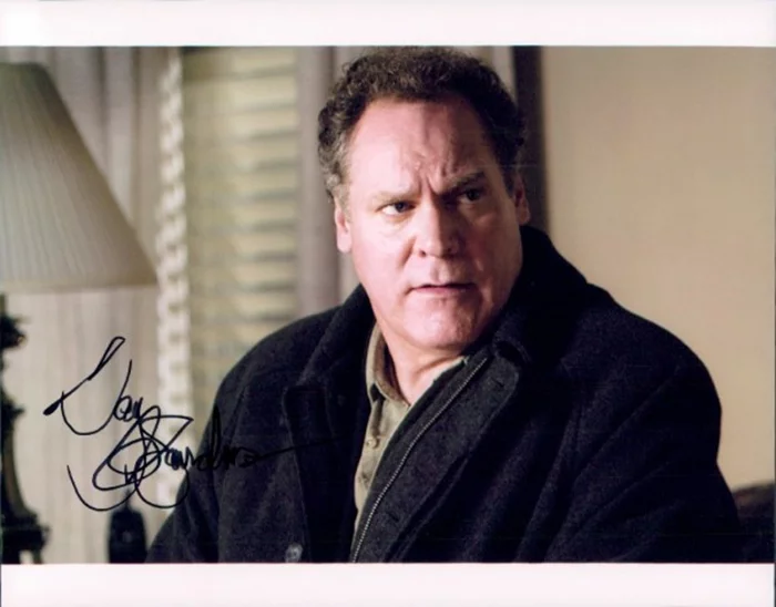 Jay O. Sanders autograph
