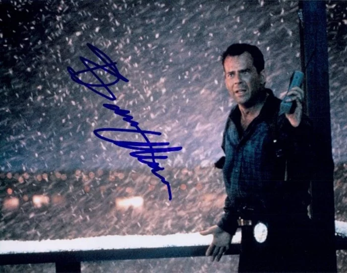 Bruce Willis autograph
