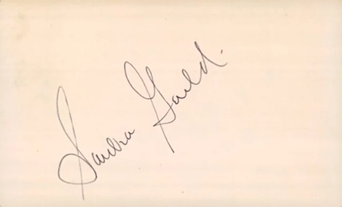 Sandra Gould autograph