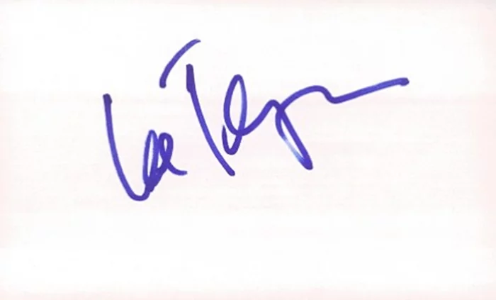 Lee Tergesen autograph