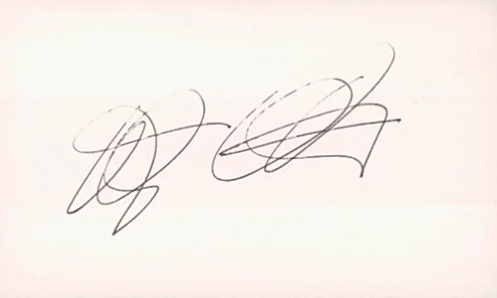 Dixie Carter autograph
