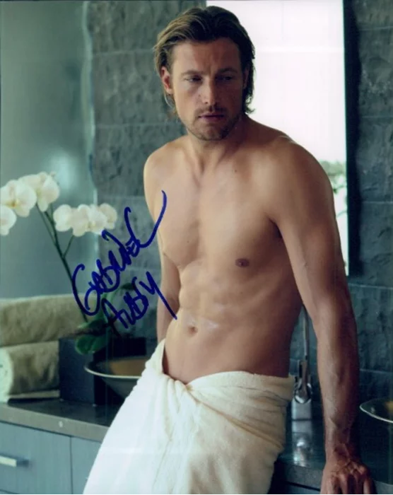 Gabriel Aubry autograph