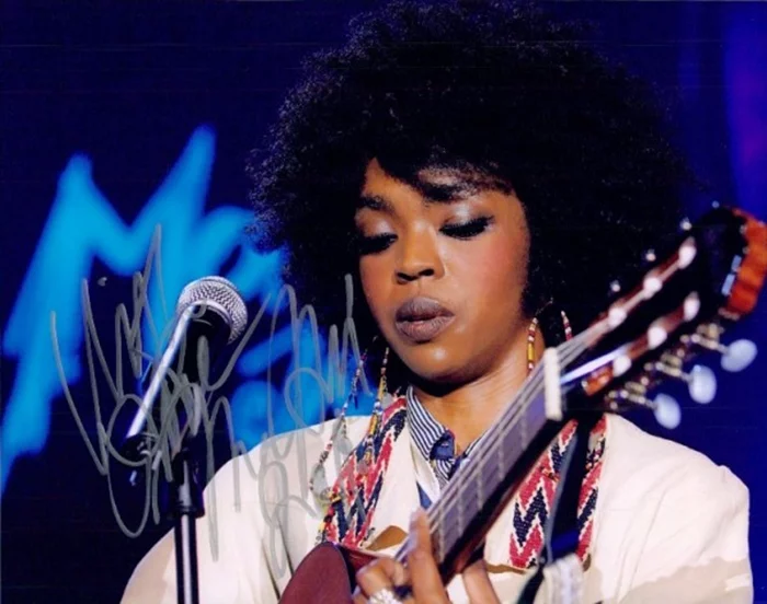 Lauryn Hill autograph