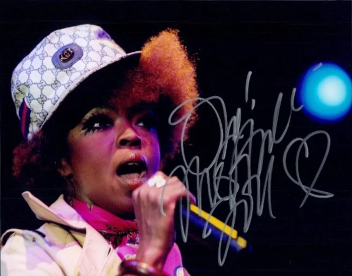 Lauryn Hill autograph