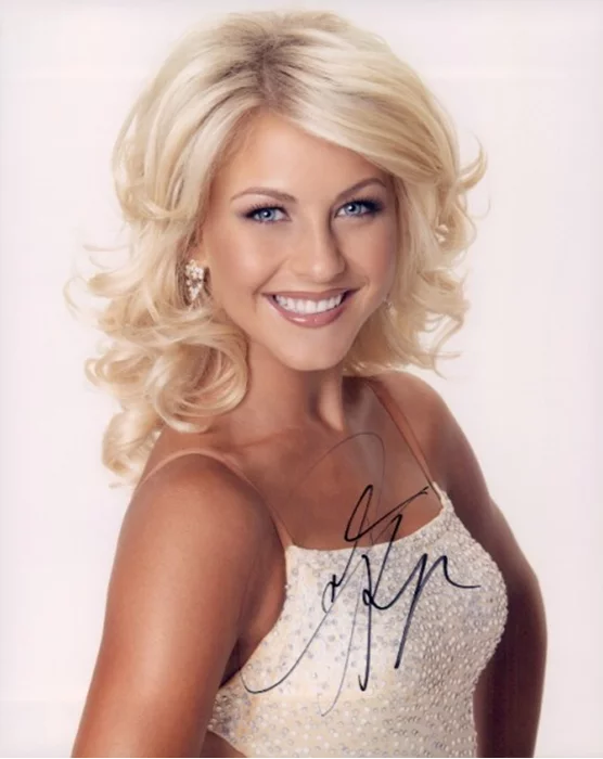 Julianne Hough autograph