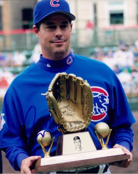 Greg Maddux autograph