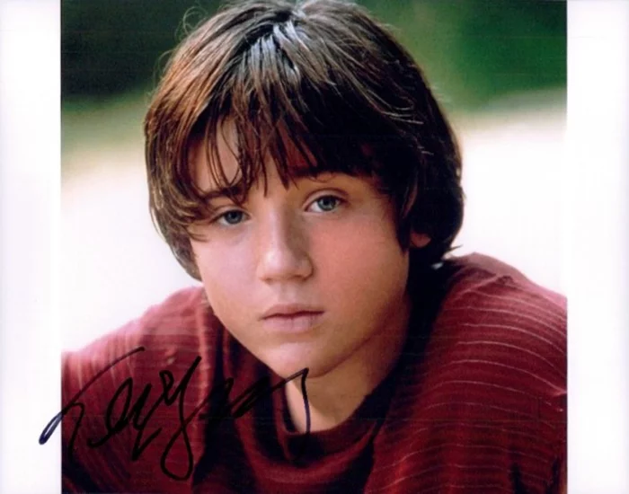 Trevor Morgan autograph