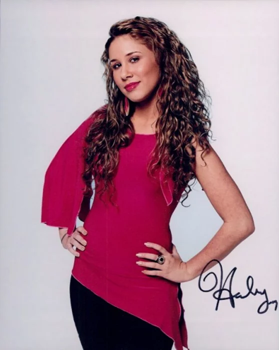 Haley Reinhart autograph