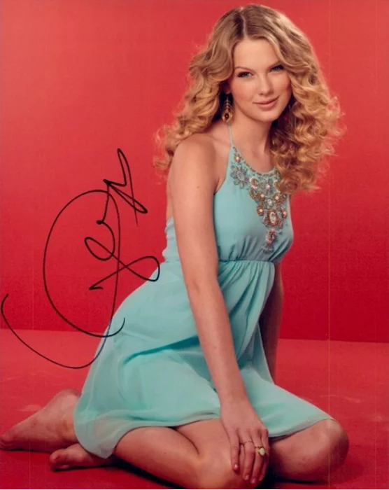 Taylor Swift autograph