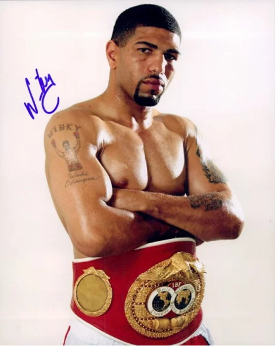 Winky Wright autograph