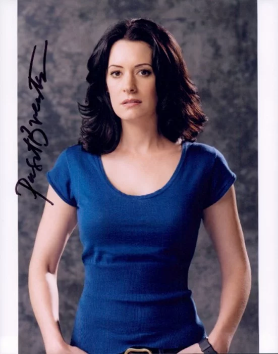 Paget Brewster autograph