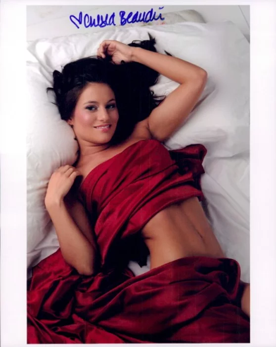Chelsea Beaudin autograph