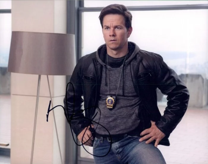 Mark Wahlberg autograph