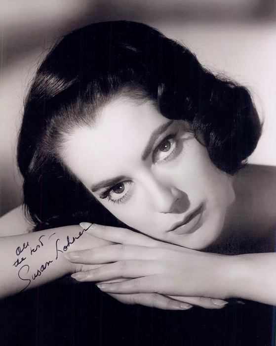 Susan Kohner autograph