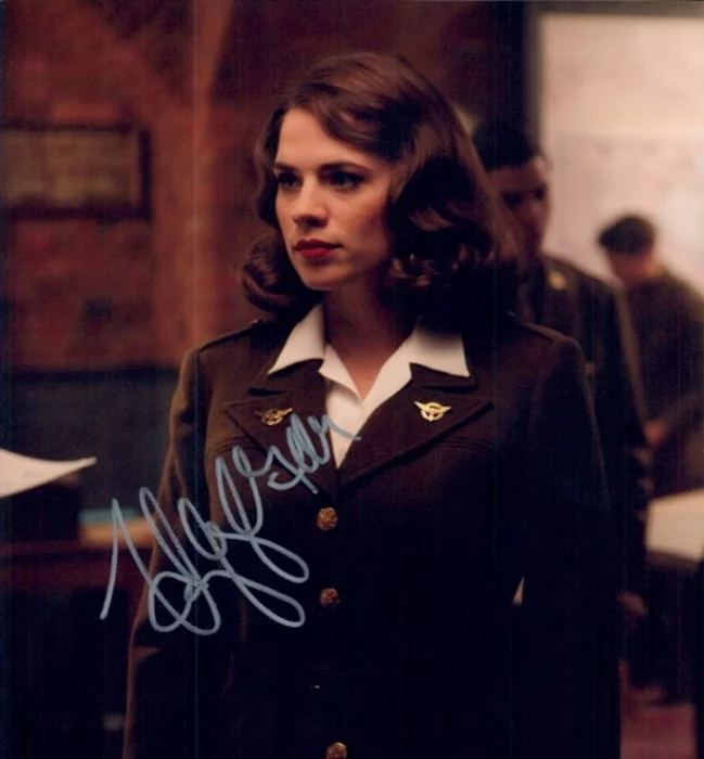 Hayley Atwell autograph