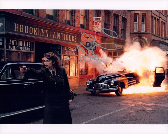 Hayley Atwell autograph