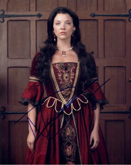 Natalie Dormer autograph
