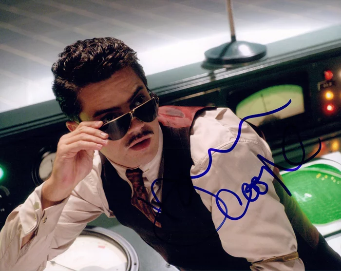 Dominic Cooper autograph