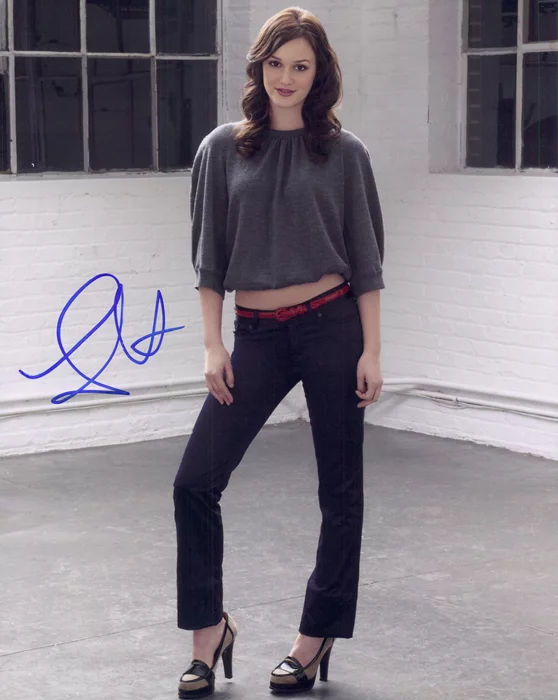 Leighton Meester autograph