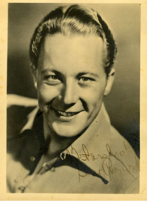 Gene Raymond autograph