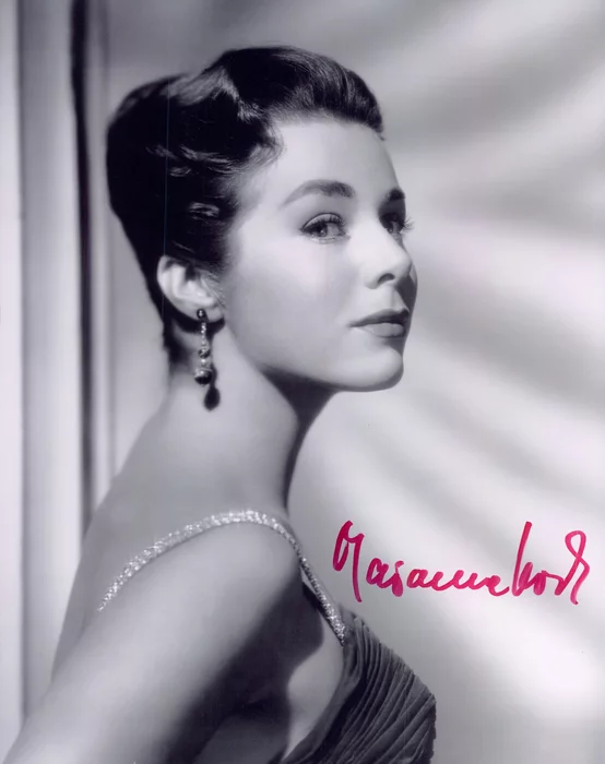 Marianne Koch autograph