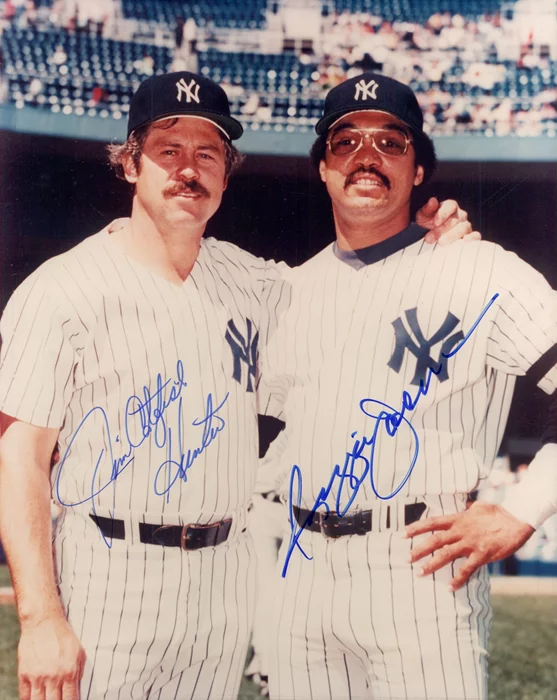 Reggie Jackson & Catfish Hunter autograph