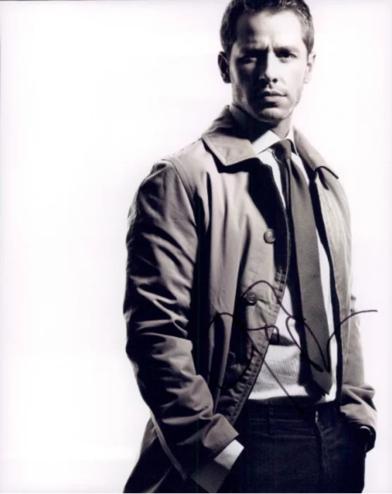 Josh Dallas autograph