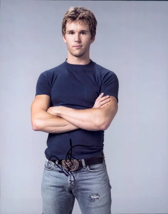 Ryan Kwanten autograph