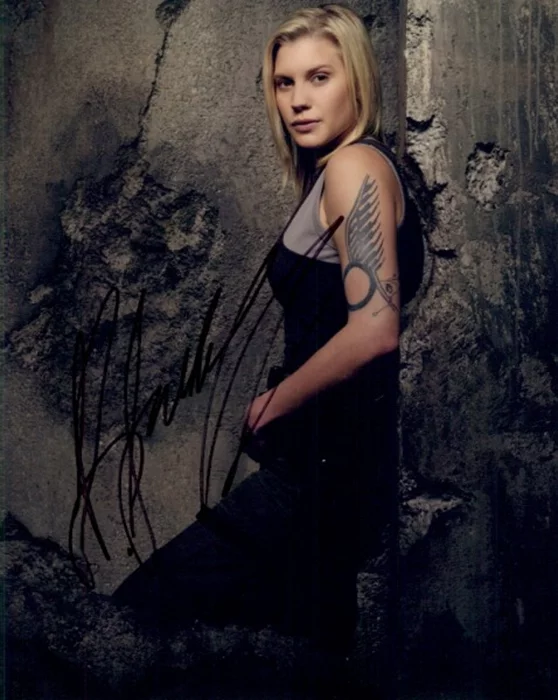 Katee Sackhoff autograph