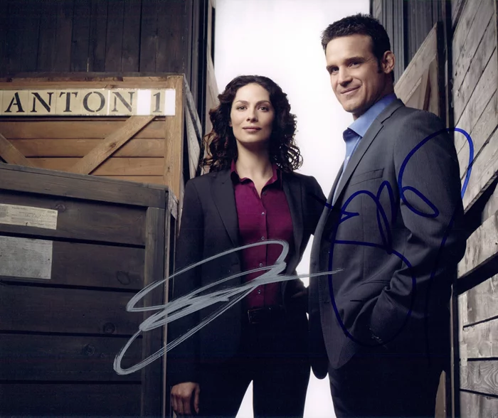 Warehouse 13 autograph