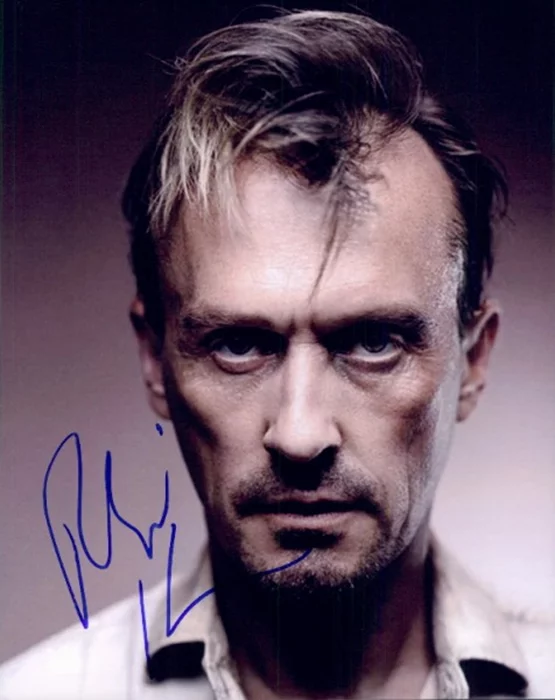 Robert Knepper autograph