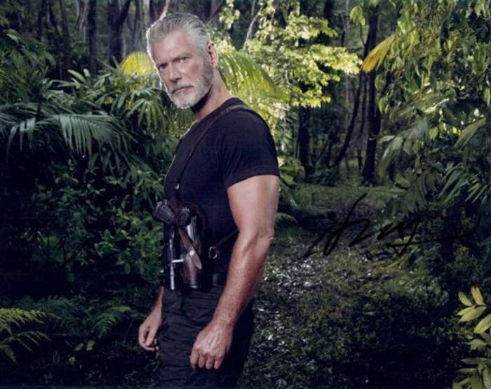 Stephen Lang autograph