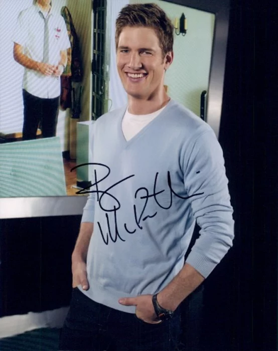 Ryan McPartlin autograph