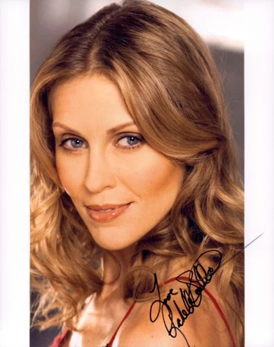 Rochelle Vallese autograph