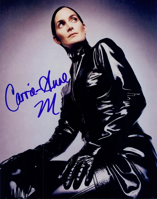 Carrie-Anne Moss autograph