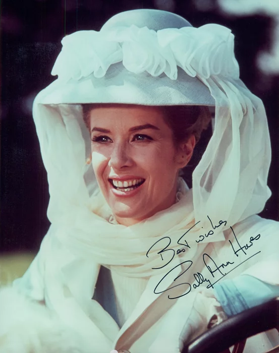 Sally Ann Howes autograph