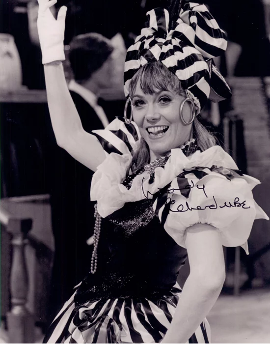 Wendy Richard autograph