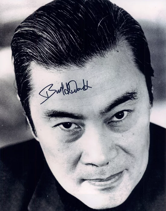 Burt Kwouk autograph