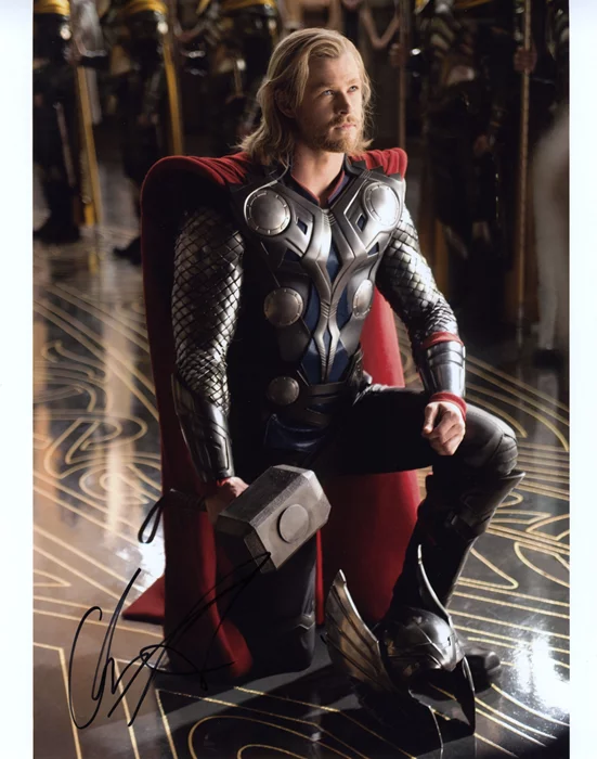 Chris Hemsworth autograph