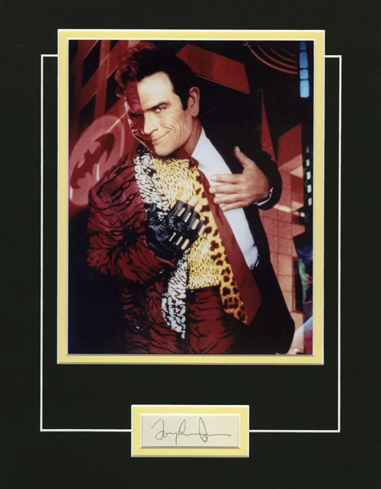 Tommy Lee Jones autograph