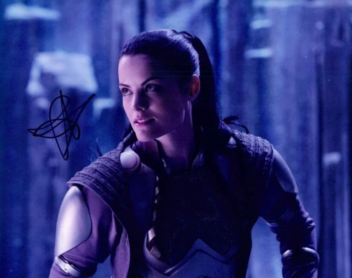 Jaimie Alexander autograph